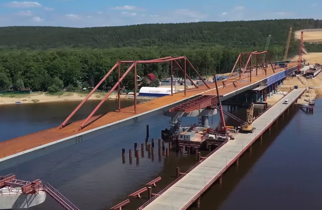 Мост в озерах 2022